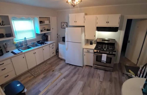 Wausau Apartment | Furnished 3BR | Near Hospitals | Wausau Stay