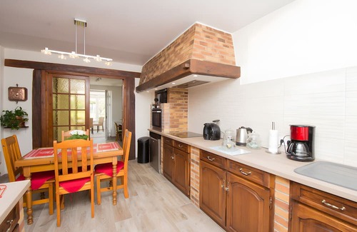 Fromentieres Cottage | “Home Away from Home” Cottage in Champagne