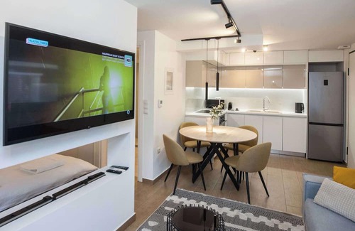 Agia Paraskevi Apartment | Fresh Modern 1 Bd Apt in Quiet Agia Paraskevi