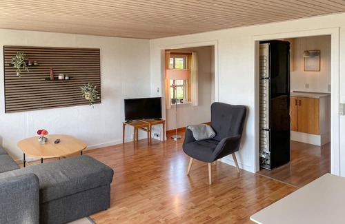 Faldsled House | Beautiful home in Millinge with WiFi