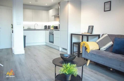Hemel Hempstead Apartment | Cloud Loft – A Stylish Romantic Retreat in Hemel Hempstead
