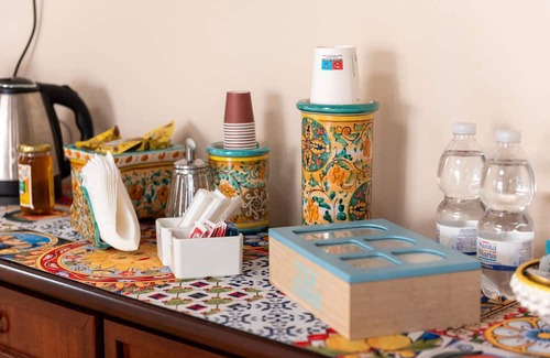 Caccamo Apartment | Deluxe Triple Room with Balcony, Wi-Fi and Air Conditioning