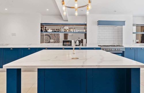 Stepney Green House | Royal Oak House 3BR Near City Centre