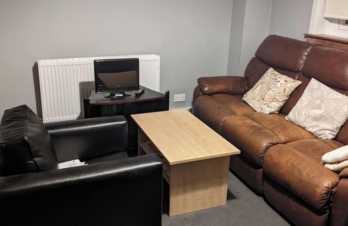 Girvan Apartment | Bed and breakfast