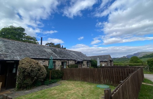 Santon Bridge House | Romantic lake district hideaway for 2 plus 4 dogs