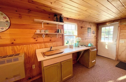 Jordanville Cabin | This cabin is a 1 bedroom(s), 50 bathrooms, located in Mohawk, NY.