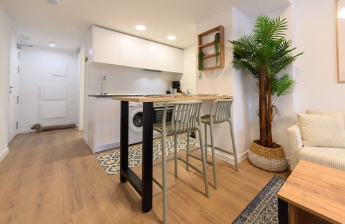 San Sebastian de los Reyes Apartment | Modern studio apartment with private terrace and excellent communal areas