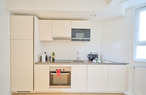 Plasky Apartment | 3BR NATO & EU Apartment