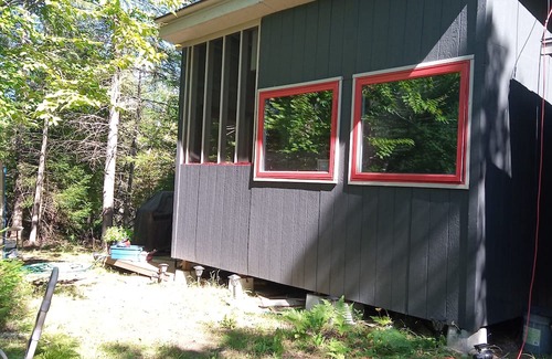 Lanark Highlands Cabin | Gallagher's Getaway. Off grid cabins on private lake
