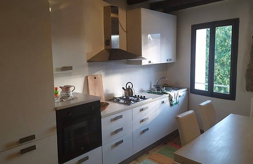 Santa Giustina Apartment | Apartment 'Bivai - Chardonnay' with Shared Pool, Shared Garden and Wi-Fi