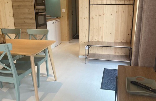 Audenge Apartment | Air-conditioned wooden lodge