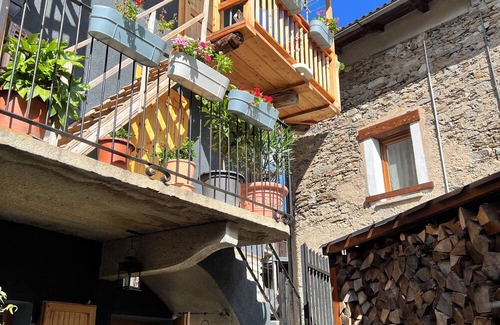 Bussoleno House | Possibly the most romantic house in the Italian alps.