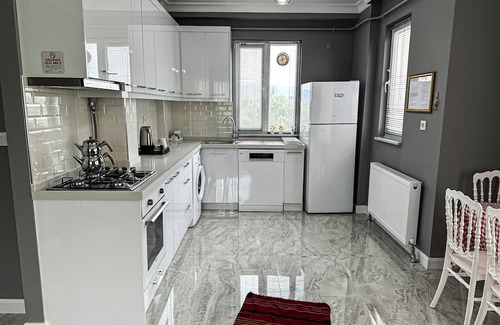 Gemlik Condo | Doğanın Kalbindeki Eviniz! (6 Kişi)