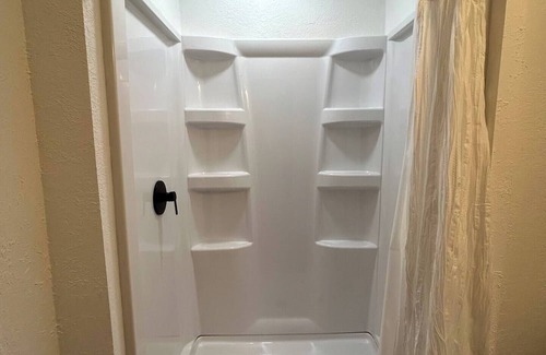 West Union Apartment | 2-bedroom apartment in Downtown West Union, IA