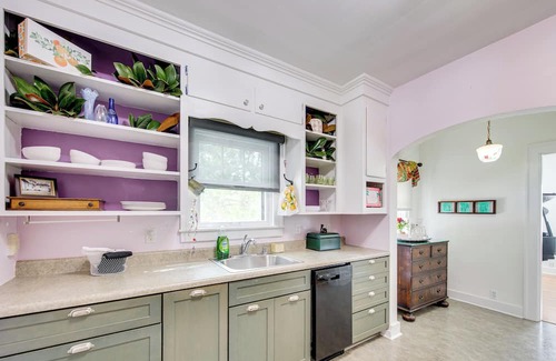 Lebanon House | Bourbon Trail Fun: Dtwn Lebanon Home w/Game Room