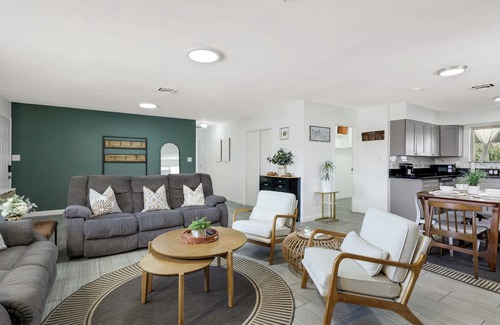 Chinatown House | Central Las Vegas 4-Bedroom Home – Pool, Comfort & Convenience