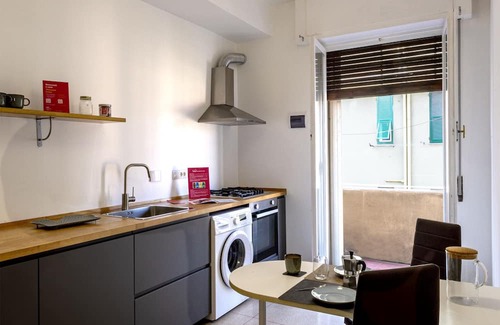 San Fruttuoso Apartment | Corso Sardegna Design Apartment by Wonderful Italy