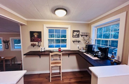 Vincent Cottage | Cozy 2BR/2BA Cottage with Hot Tub, Fire Pit & Fenced Yard, Perfect Outdoor Space