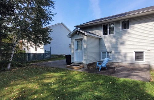 Fredericton Apartment | 1 Bedroom Apartment/Sofa Bed/Near Airport