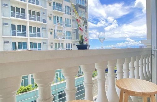 Iloilo Condo | Unwind in Style: LaFayette Park Square Iloilo City