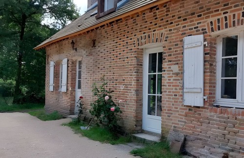 Saint-Viatre House | Large House in the Heart of the Forest – 7 Suites/Large Dormitory