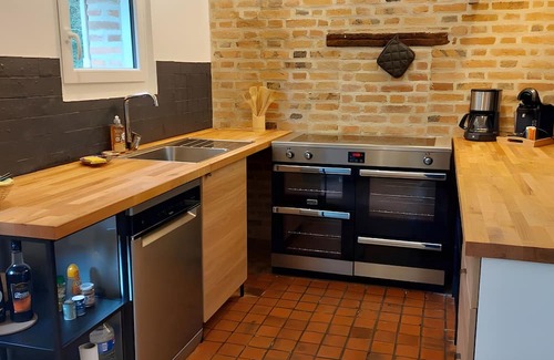 Saint-Viatre House | Large House in the Heart of the Forest – 7 Suites/Large Dormitory