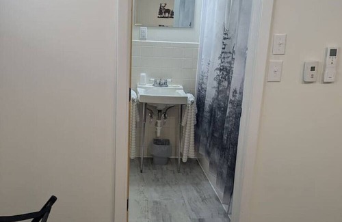 Canaan Apartment | South of the Border VT Room 6