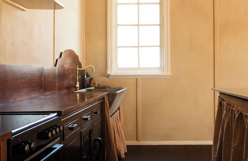 Gunbower House | The Travelling Bishop ~ Historic Church