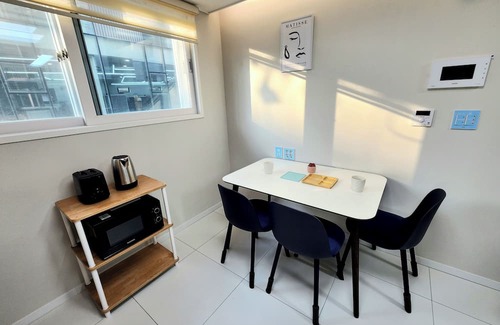 Ahyeon-dong Apartment | Lovely 2-bedroom apartment with AC near Han river and Hongdae