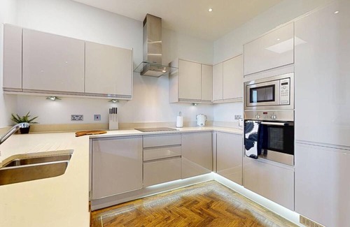 Ashford Apartment | Panorama Penthouse Duplex