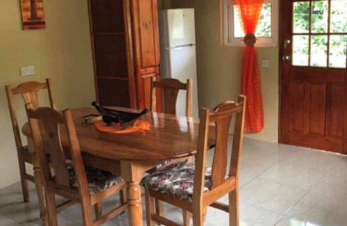Barroui Apartment | GREEN LANTERN APARTMENTS