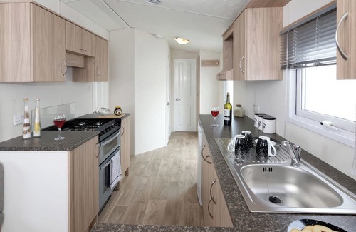 Hayling Island Cottage | MARINER'S MEADOW - HAYLING ISLAND in Hayling Island Holiday Park