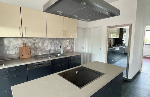Oberricklingen House | Cityscape Loft Hanover - 216sqm
