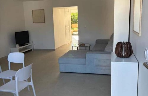 Saint-Marceau House | Stone house for a relaxing getaway, spacious, ideal for families.