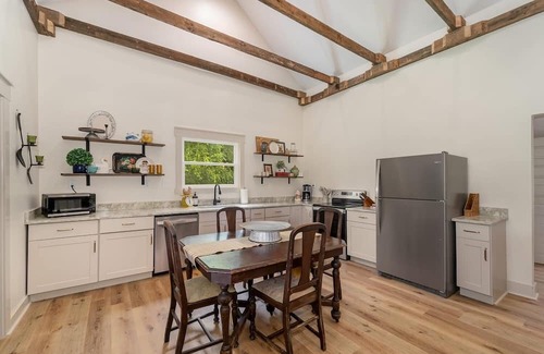 Troy House | Farmhouse style 3 bedroom home minutes from the scenic Uwharrie River!