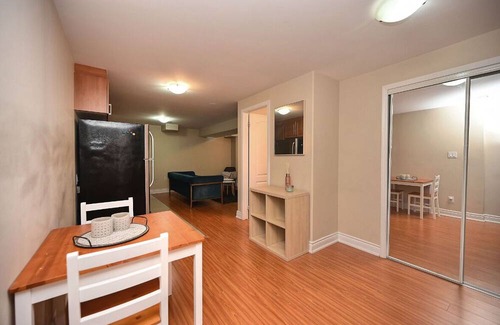 East Credit Apartment | Charming 1 bedroom apartment
