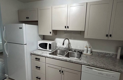 North End Condo | 2 Bedroom - 2 Level Condo