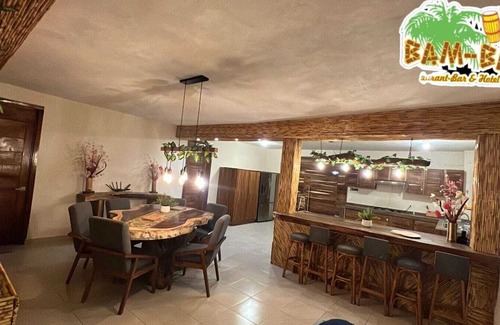 Boulevard Barra Vieja Villa | Villa with beach access in Acapulco Diamante. It has all the comforts