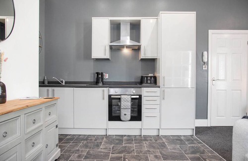 Pontrilas Apartment | WhiskAwayStays Foregate Studio No. 1