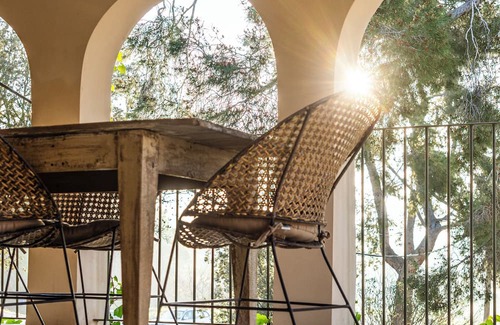 Subirats House | Manor house in a vineyard estate, 35' from Barcelona