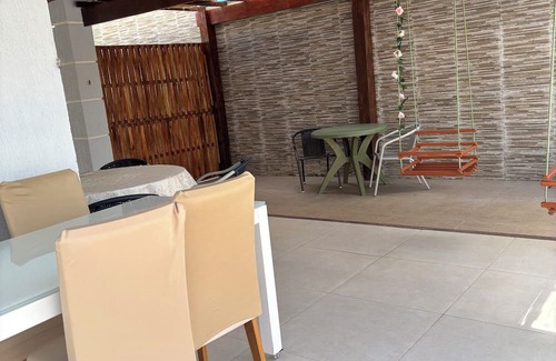 Atalaia House | House 5 minutes walk to the beach