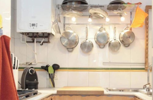 La Sagrada Familia Apartment | Unforgettable Views of the Sagrada Familia – 4-Bedroom Family Apartment
