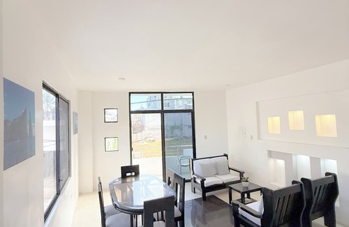 Bahia de la Academia House | Spacious and elegant apartment for a perfect vacation in Galapagos Islands