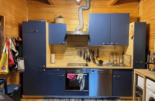 Daaden Cabin | Cozy vacation home right by the forest, perfect for hiking and relaxing