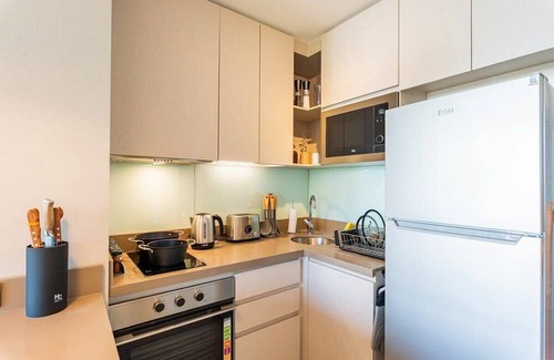 Santiago Apartment | Luxury Retreat w/2BR, Wifi, Pool, Gym