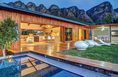 Sector 35 Cabin | Woodland Haven with Modern Comforts