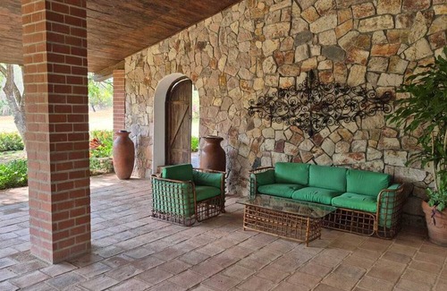 Playa Blanca Villa | Peaceful Mountain Retreat with Panoramic Views in La Pintada