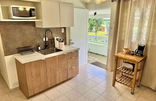 Miradero Apartment | 3.5 Hammock Living at Boho Casona near beaches