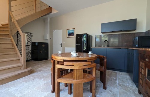 Pranzac Cottage | Large house with private pool, wifi, pets allowed for 15 guests.