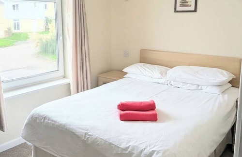 Saint Columb Major Cabin | Atlantic Lodge - 4 Bedroom - Pool -Spa - Gym